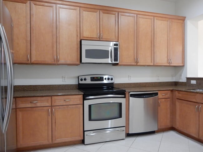 Building Photo - 669 Pacific Grove Dr