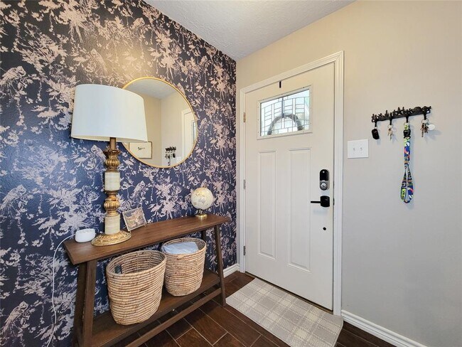 Building Photo - 3735 Hickory Knob Dr