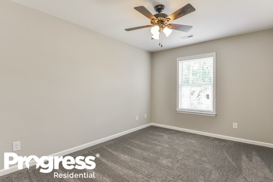 Building Photo - 5816 Ricker Rd