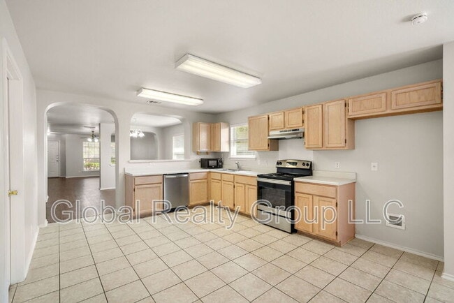 Building Photo - 8911 Valhalla