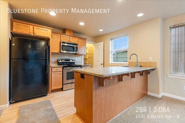 Primary Photo - 4534 S Water Ave