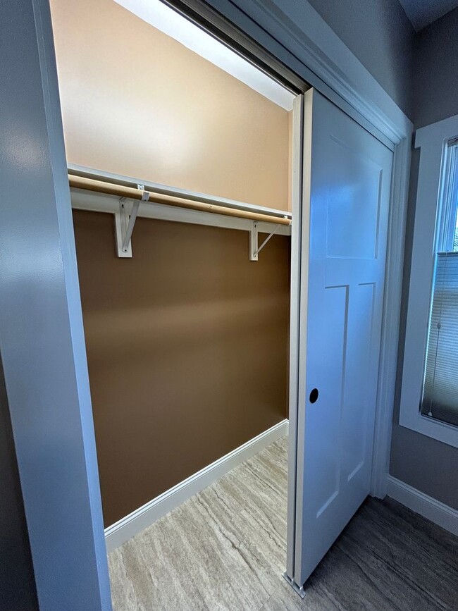 Building Photo - Downtown - Contemporary Apartment minutes ...