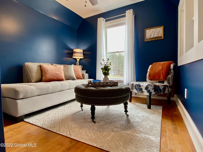 Building Photo - 4 Corinne Ct