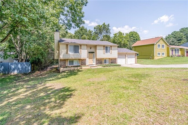 Building Photo - 2407 Redfield Dr