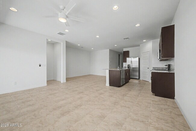 Building Photo - 5457 E Cinder Ln