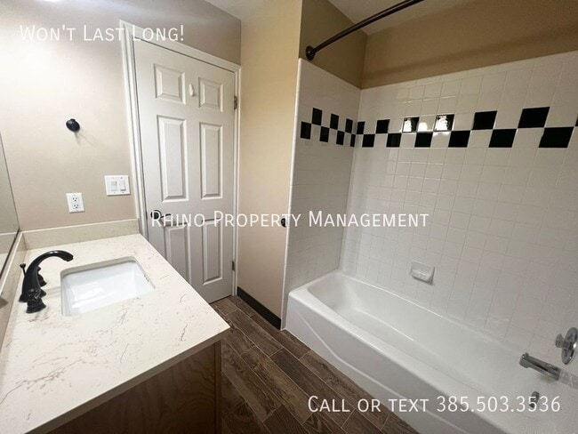 Building Photo - 460 E 3650 N