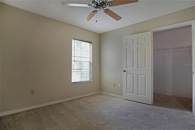 Building Photo - 1930 Summer Club Dr