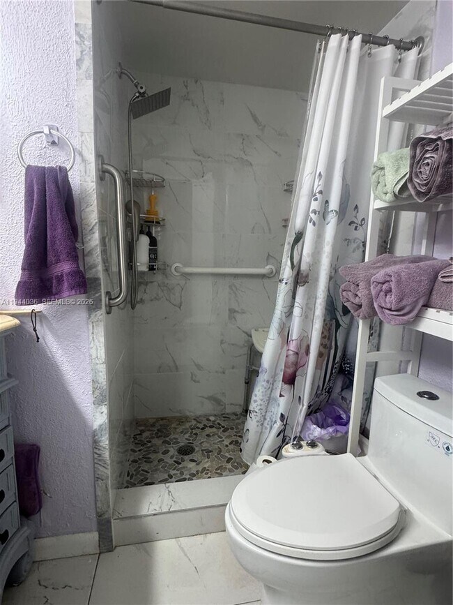 Building Photo - 8590 Sunrise Lakes Blvd