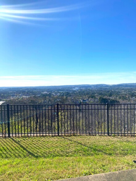 Building Photo - 4106 Eagle Ridge Ct