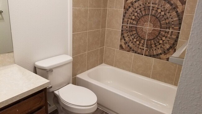 Building Photo - HOME ON QUIET STREET NEAR HOSPITAL