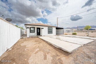 Building Photo - 4660 Vulcan Ave