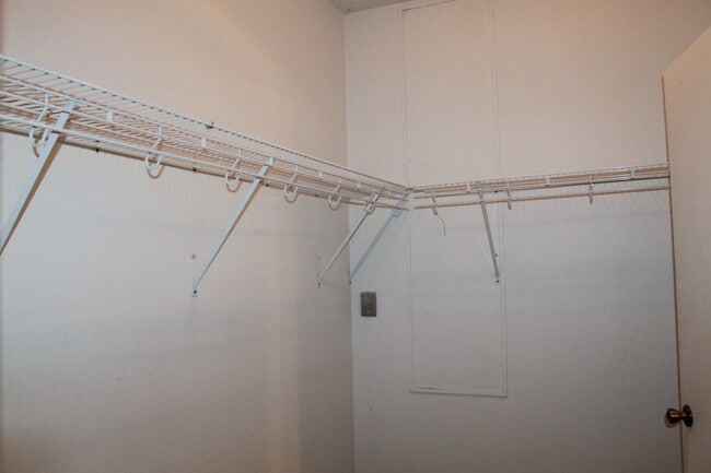 Building Photo - 1+ Acre - Choctaw-Nicoma Park Cutie!