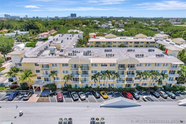 Building Photo - 1515 E Broward Blvd
