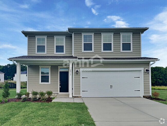 Building Photo - 2015 Bennett Dr