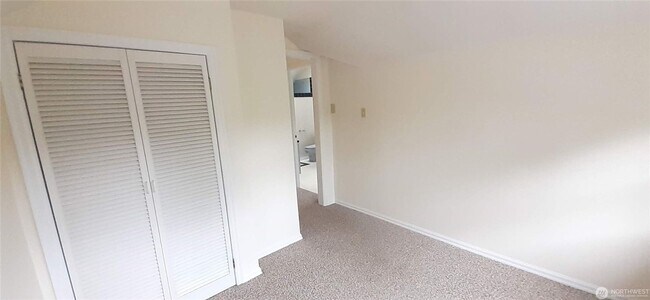 Building Photo - 4Bd/1.5Ba Seattle House