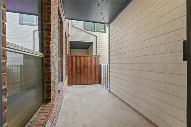 Building Photo - 4225 Swan Forest Dr