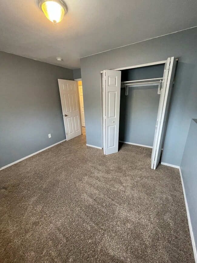 Building Photo - $1595