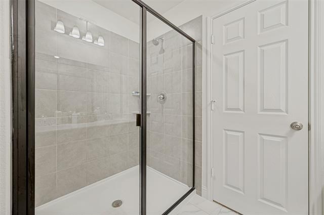 Building Photo - 2636 Warren Ln