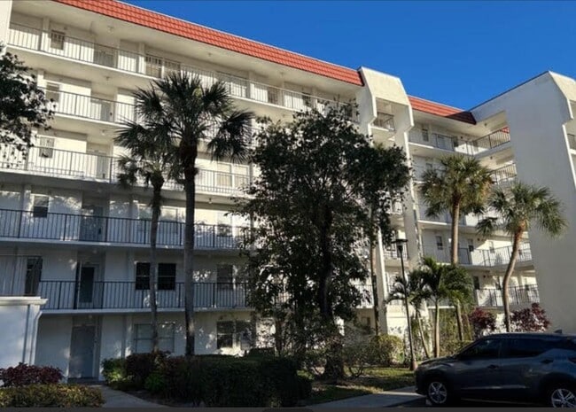 Building Photo - 3597 Birdie Dr