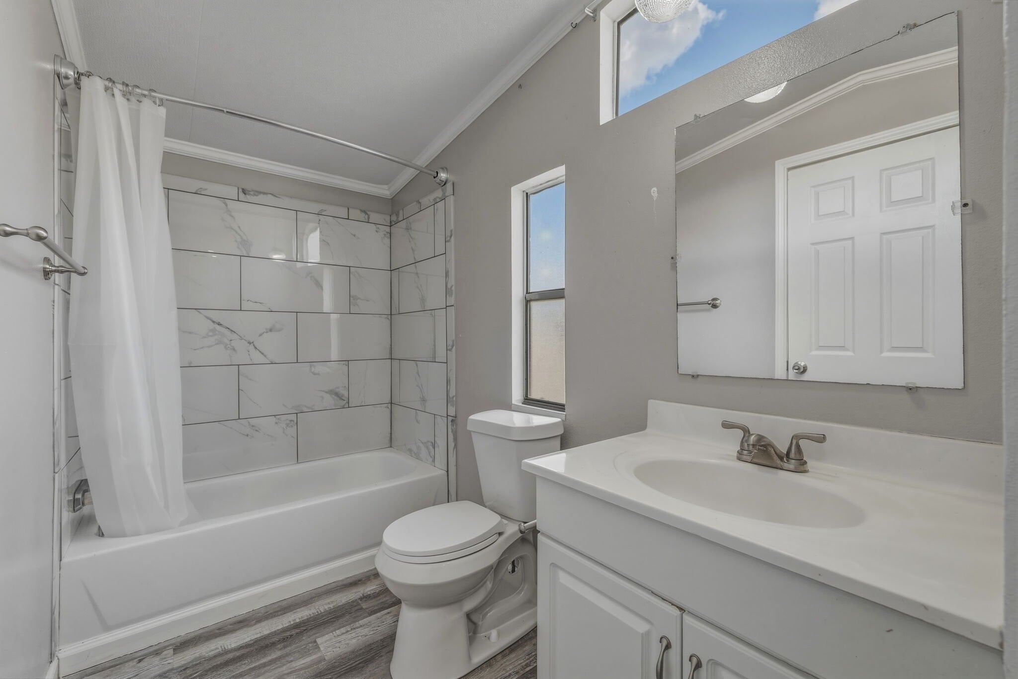 Building Photo - 31 Cinnamon Ln