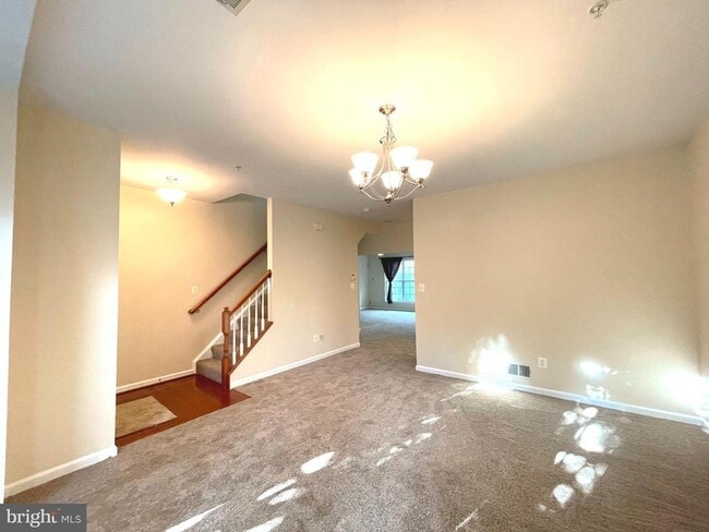 Building Photo - 23435 Dahlia Cir