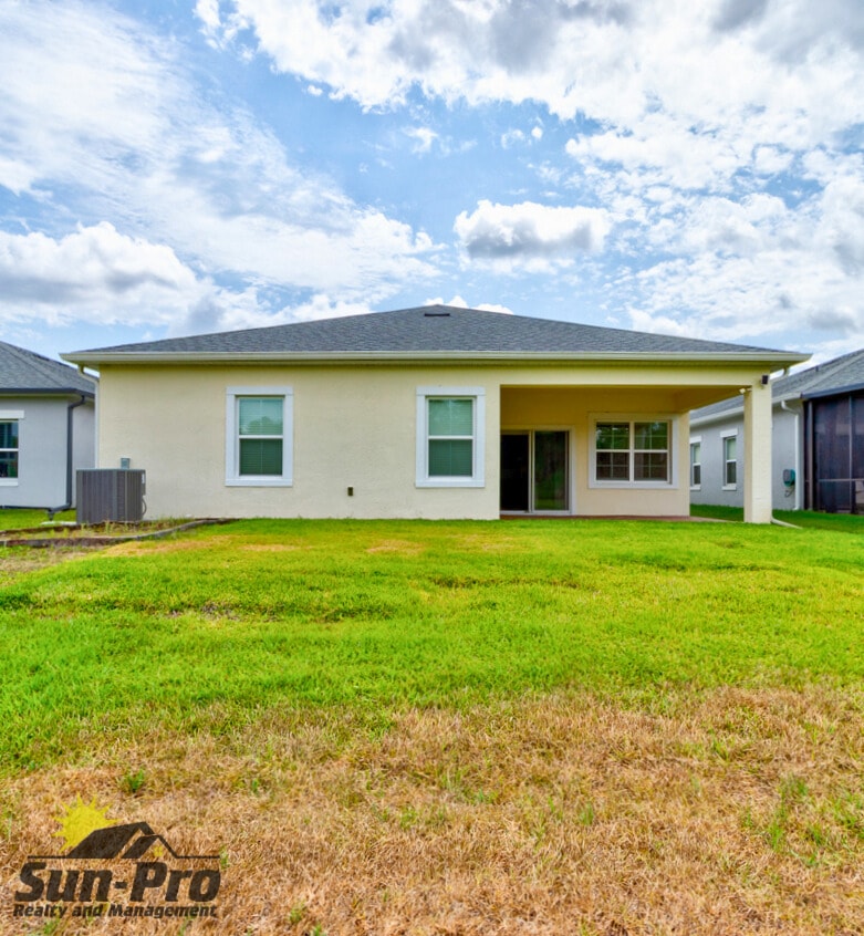 Building Photo - 5563 Estero Loop