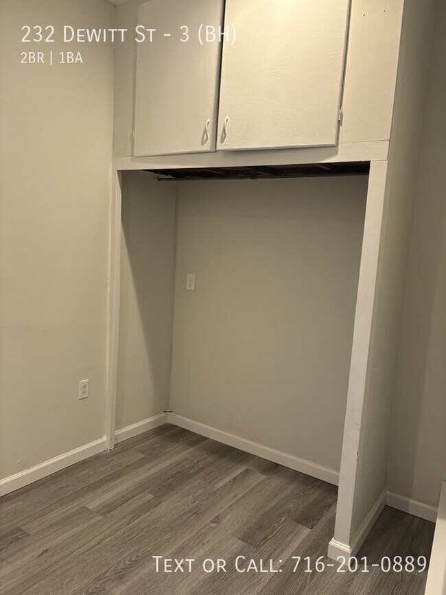 Building Photo - 232 Dewitt St