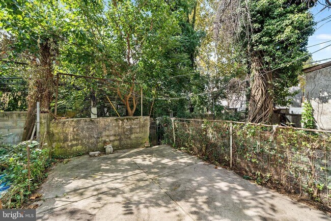 Building Photo - 5236 Harlan St