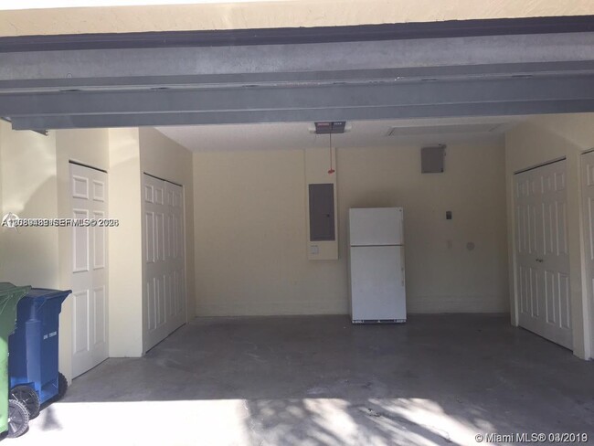 Building Photo - 1477 Majesty Terrace