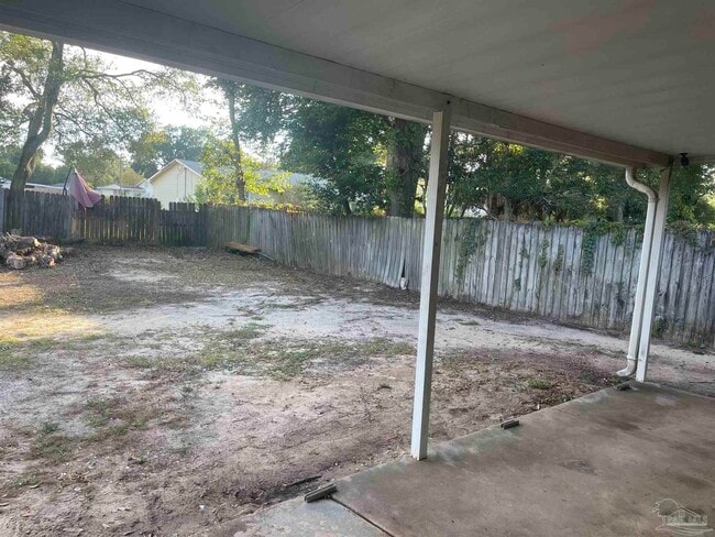 Building Photo - 205 Marine Dr