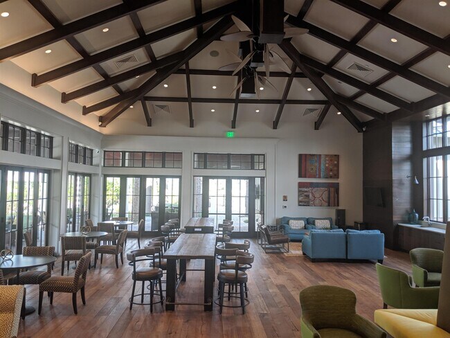 Building Photo - 25 Ibiza Ct