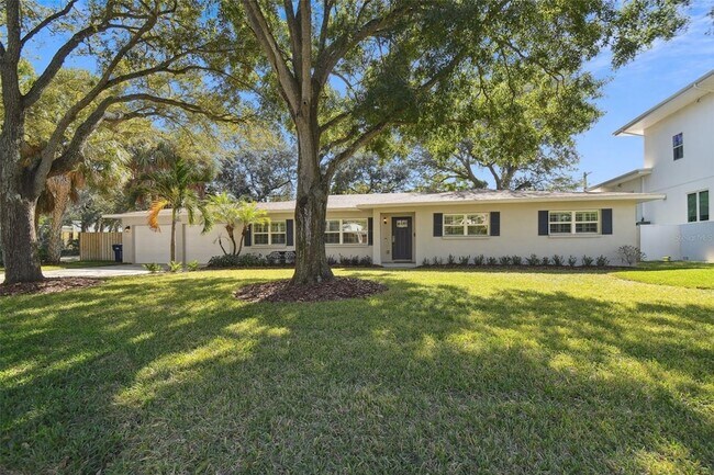 Building Photo - 4802 W Longfellow Ave