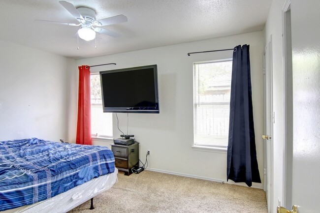 Building Photo - 7837 Wolverine Dr
