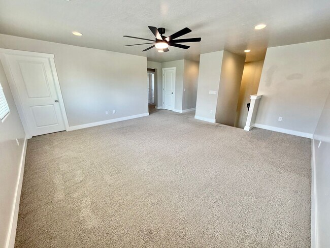 Building Photo - 5973 S Kastra Ln