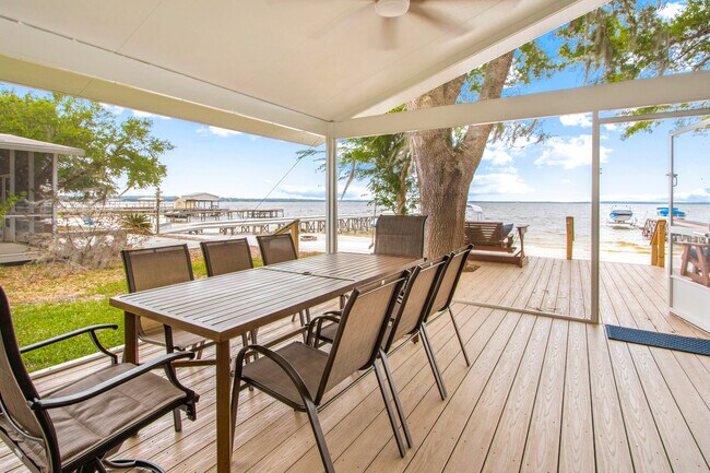 Building Photo - 13920 SE 124th St