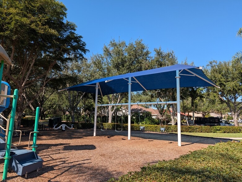 Building Photo - 2229 Heritage Greens Dr