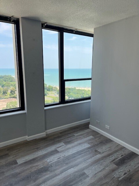 Building Photo - 5100 N Marine Dr