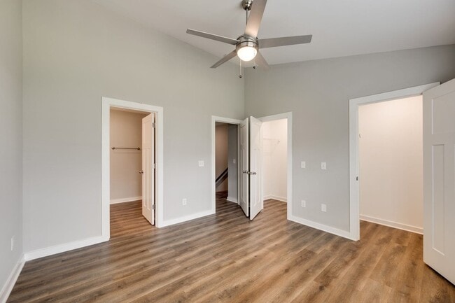 Building Photo - 203 E Frg Ct