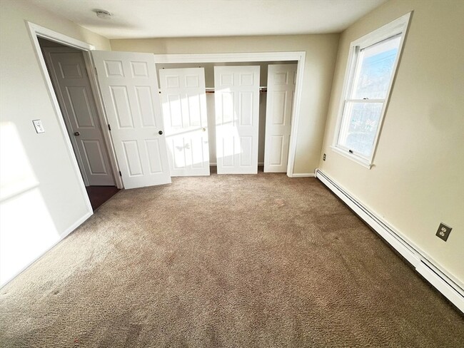 Building Photo - 86 Atwood St