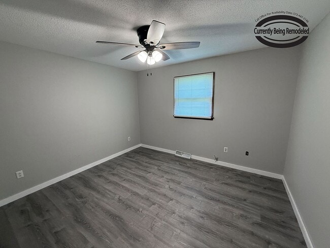 Building Photo - 1712 Garden Dr