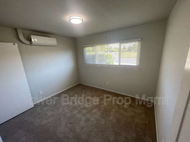 Building Photo - 8255 Oahu Dr