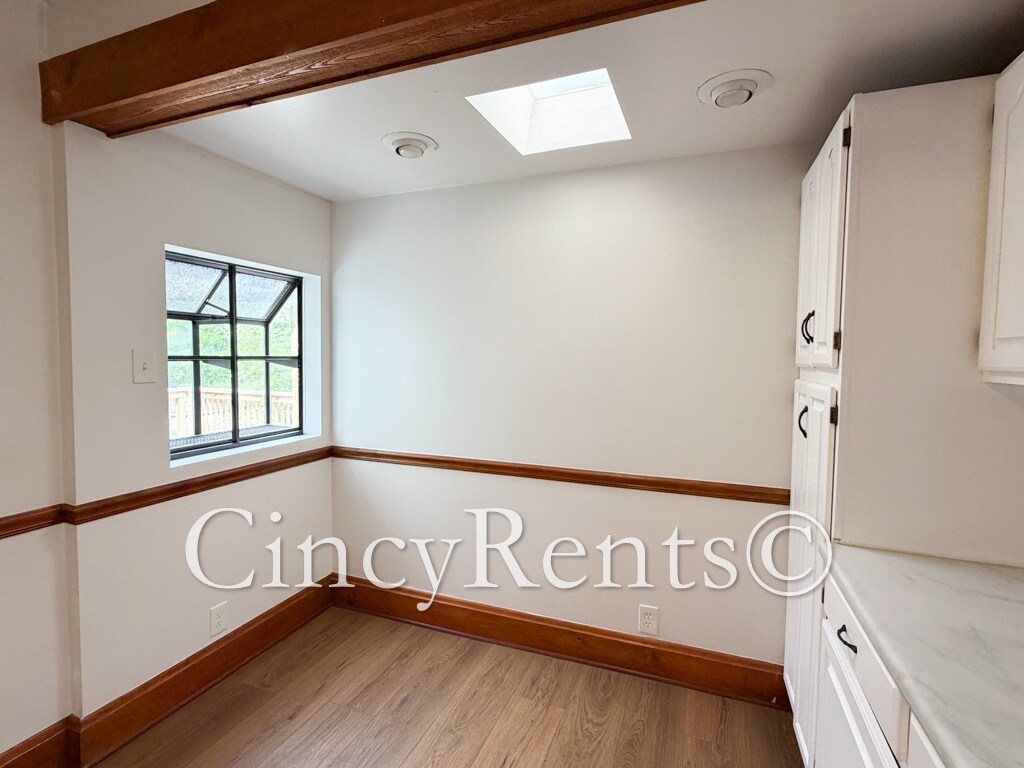 Building Photo - 22 Escalon St