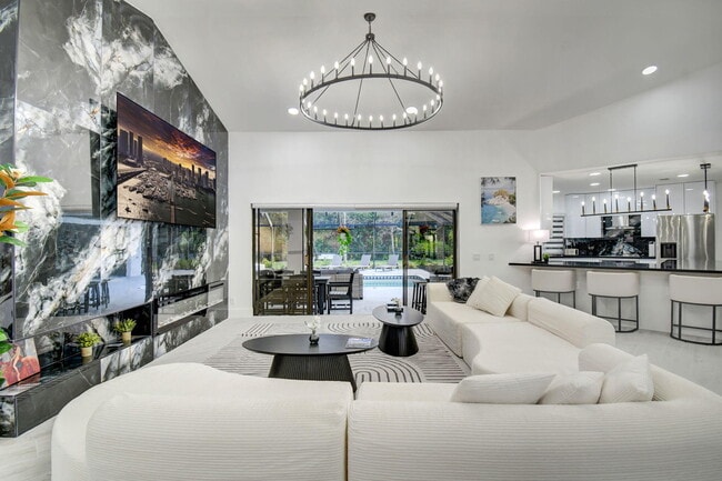 Building Photo - 13302 Doubletree Cir