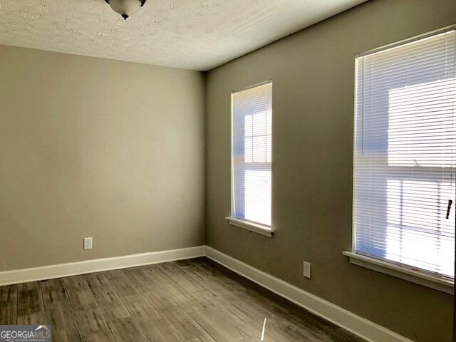 Building Photo - 5958 Sherwood Pl