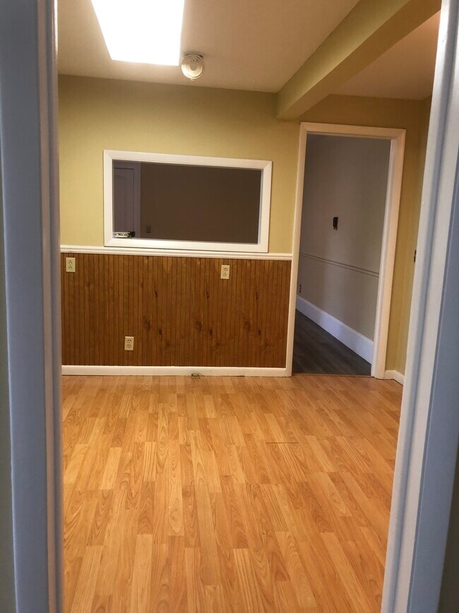 Building Photo - 11 LLC-130 Court Street