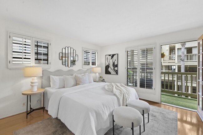 Building Photo - 3975 Hortensia St