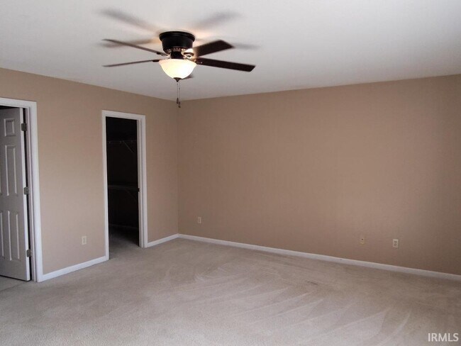 Building Photo - 9509 Hidden Village Pl