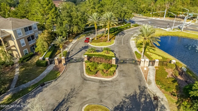 Building Photo - 7990 Baymeadows Rd E