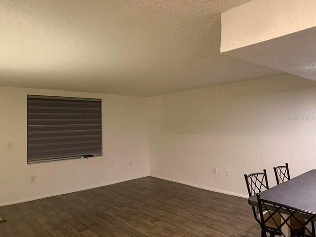 Building Photo - 2699 Seville Blvd