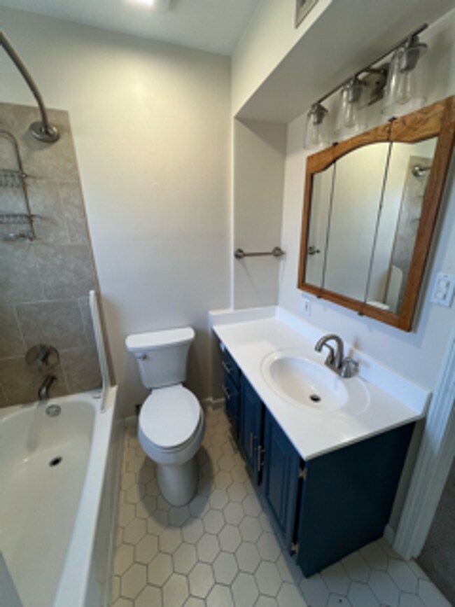 Building Photo - 10517 St Matthew Ln